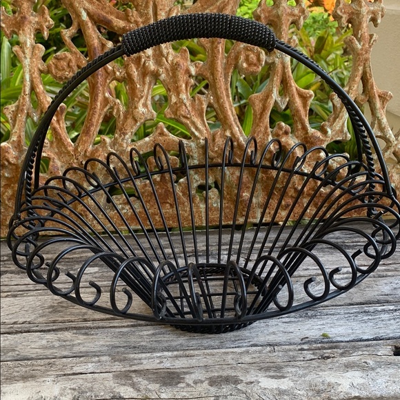 Other - Vintage Elegant Black Wrought Iron Basket